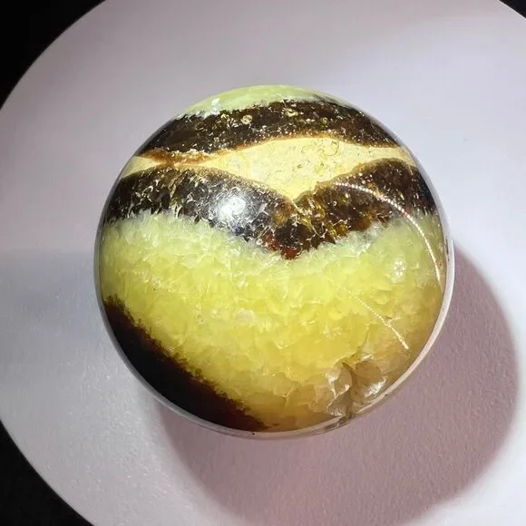 Septarian Crystal‎ Sphere with UV Reaction (#2) - Picture 11 of 14